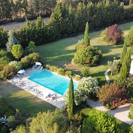 Mas Les Fleurs D'Hilaire Bed & Breakfast Monteux Exterior foto