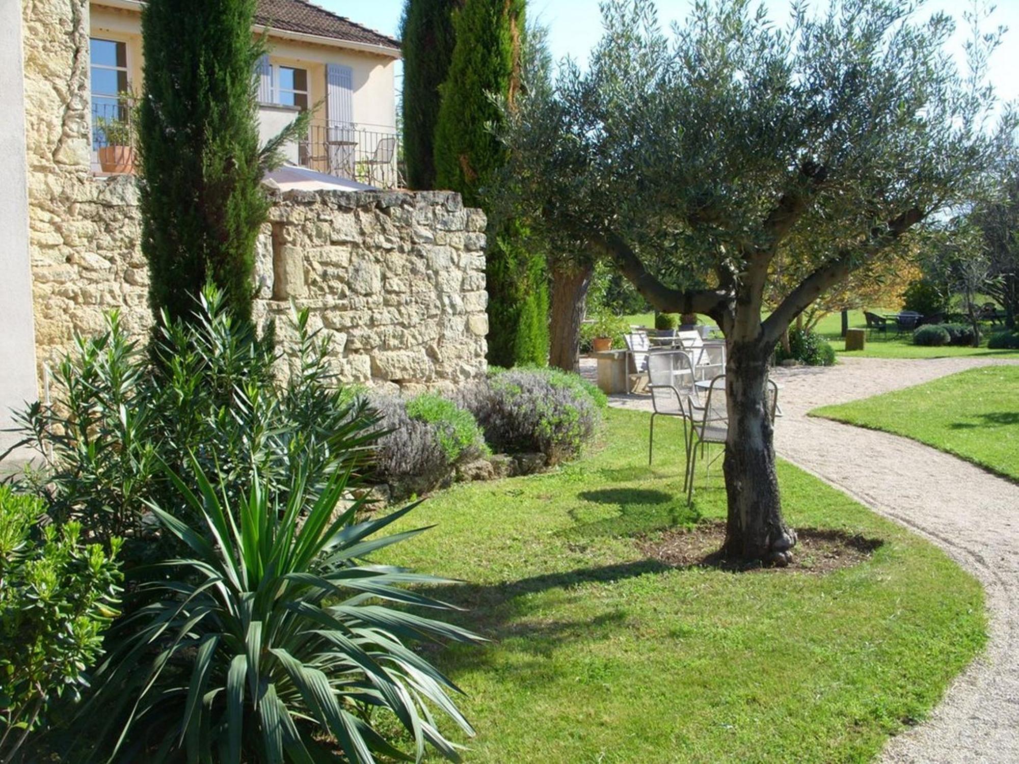 Mas Les Fleurs D'Hilaire Bed & Breakfast Monteux Exterior foto